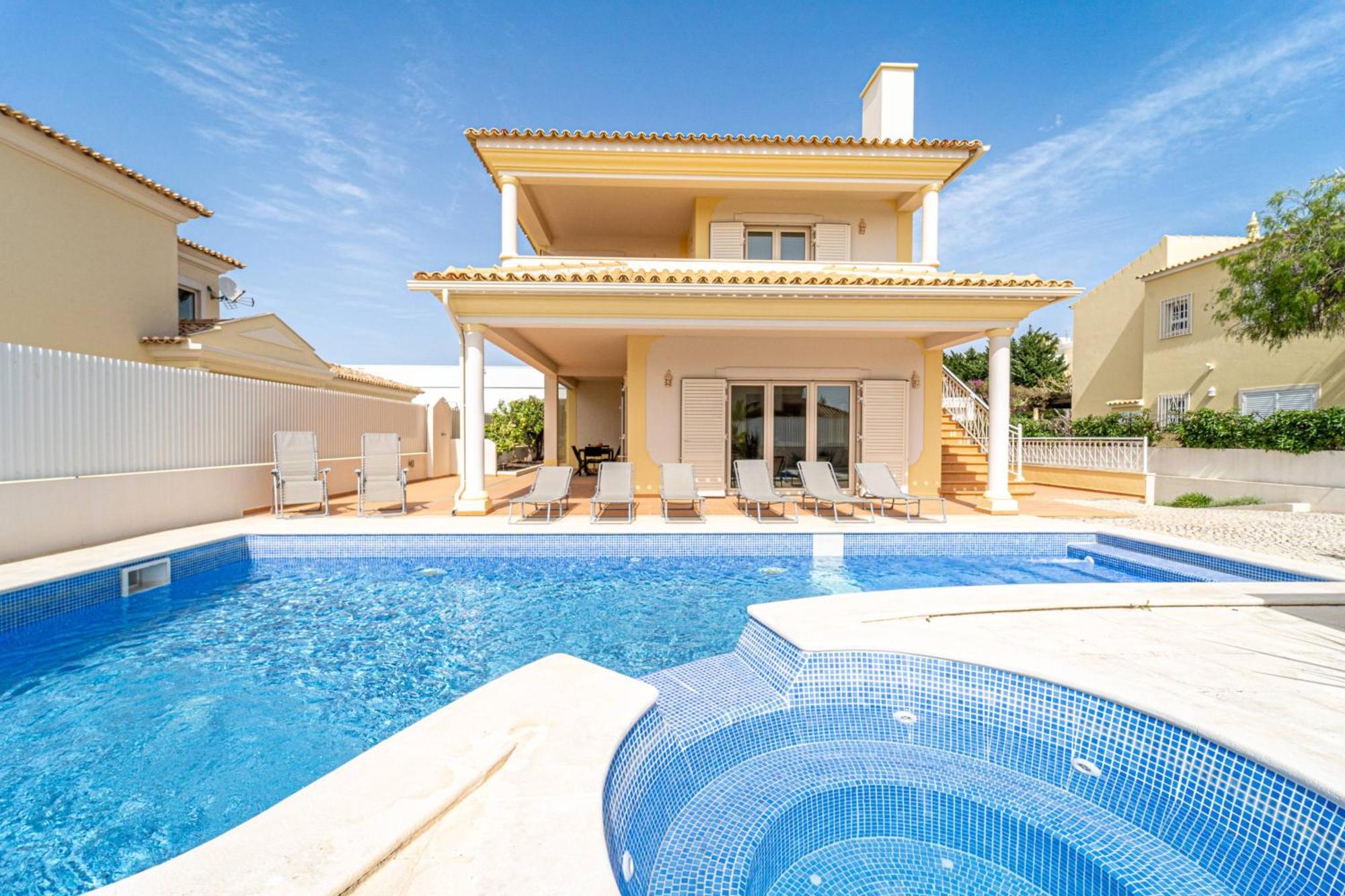 Villa Ribeiro By Hellovacations Albufeira Exterior foto