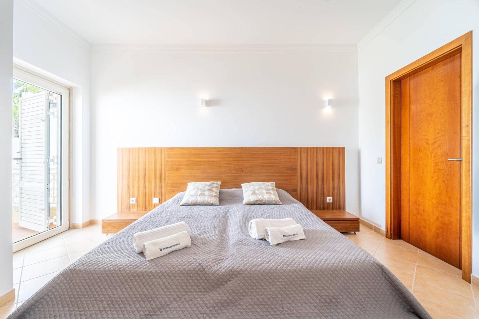 Villa Ribeiro By Hellovacations Albufeira Exterior foto