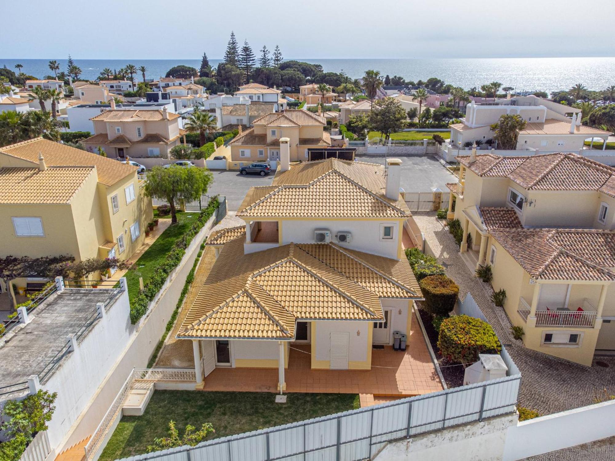 Villa Ribeiro By Hellovacations Albufeira Exterior foto